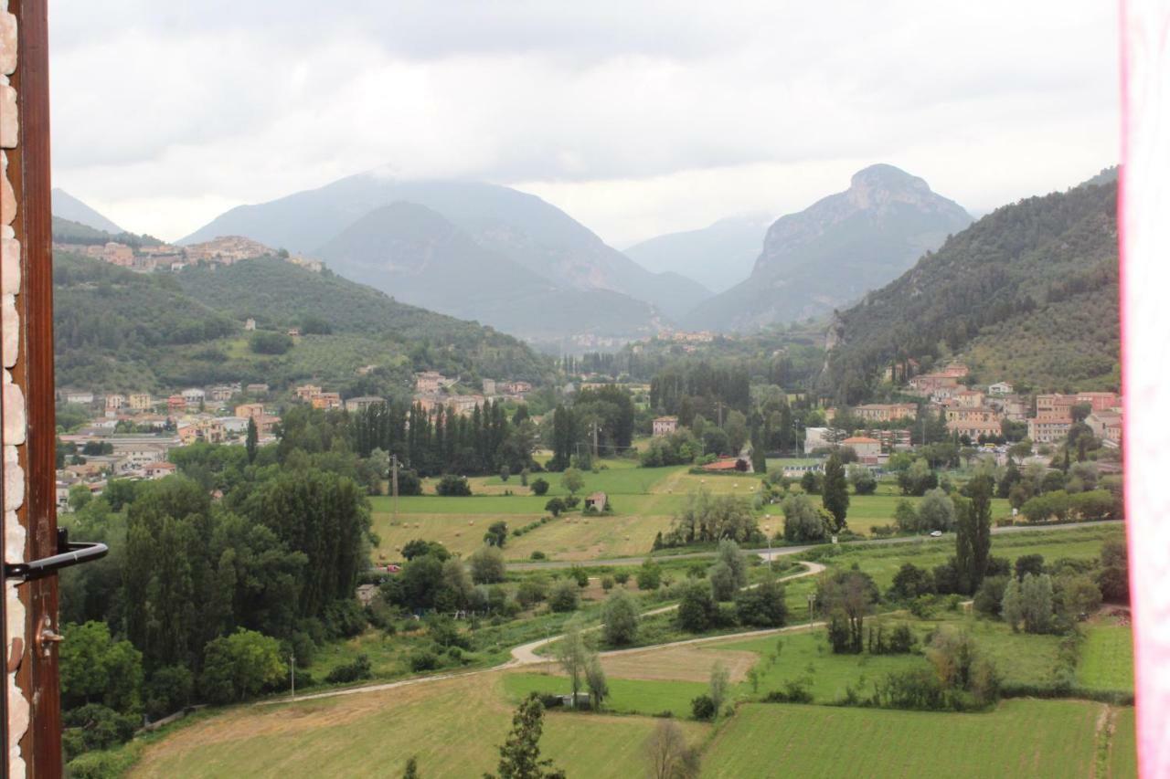 Il Castello Sul Lago Arrone Exterior foto