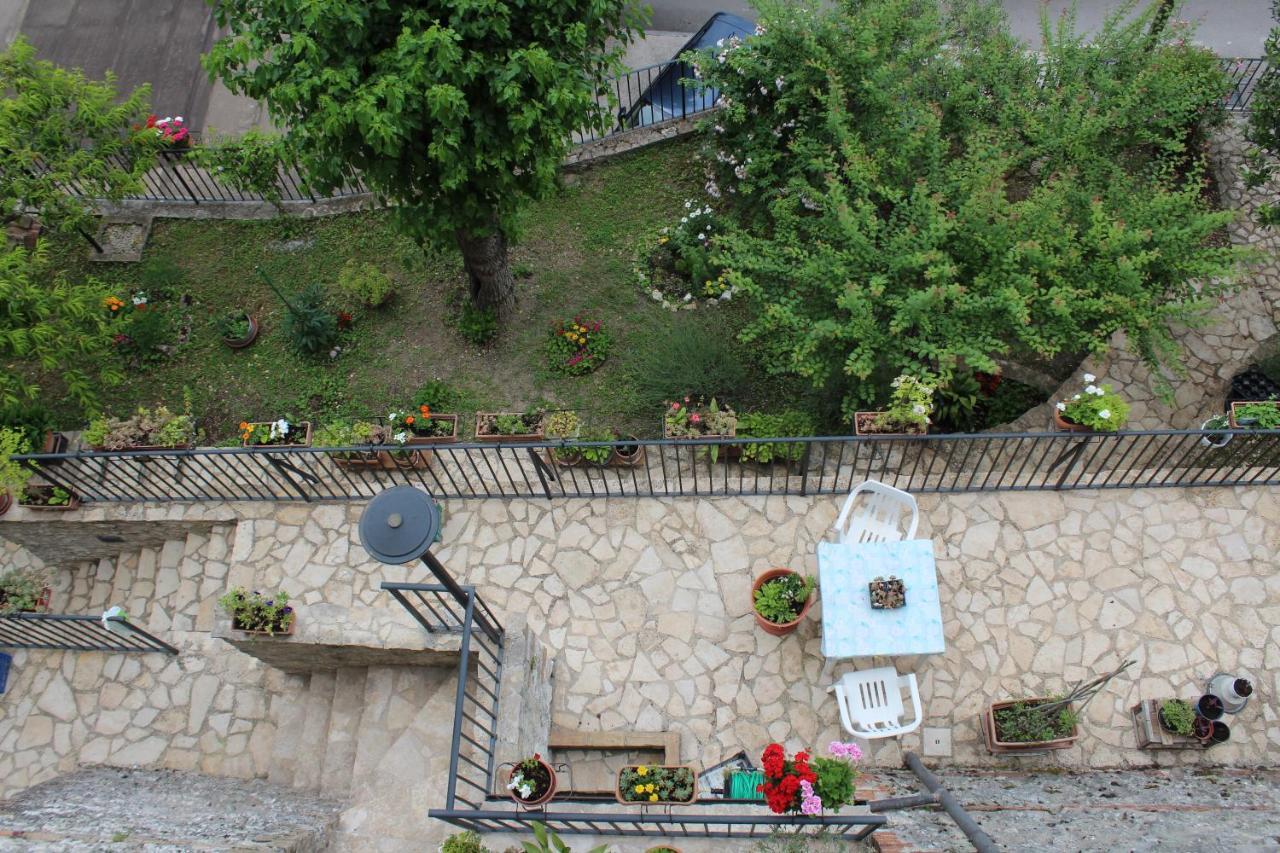 Il Castello Sul Lago Arrone Exterior foto